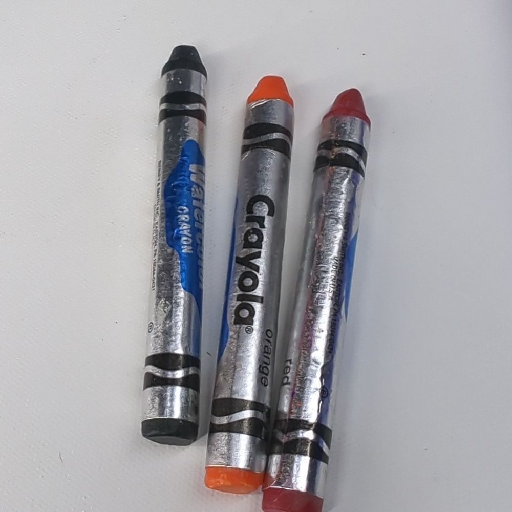 Vintage Crayola Washable Water Color Crayons Complete 1996 - Picture 4 of 4